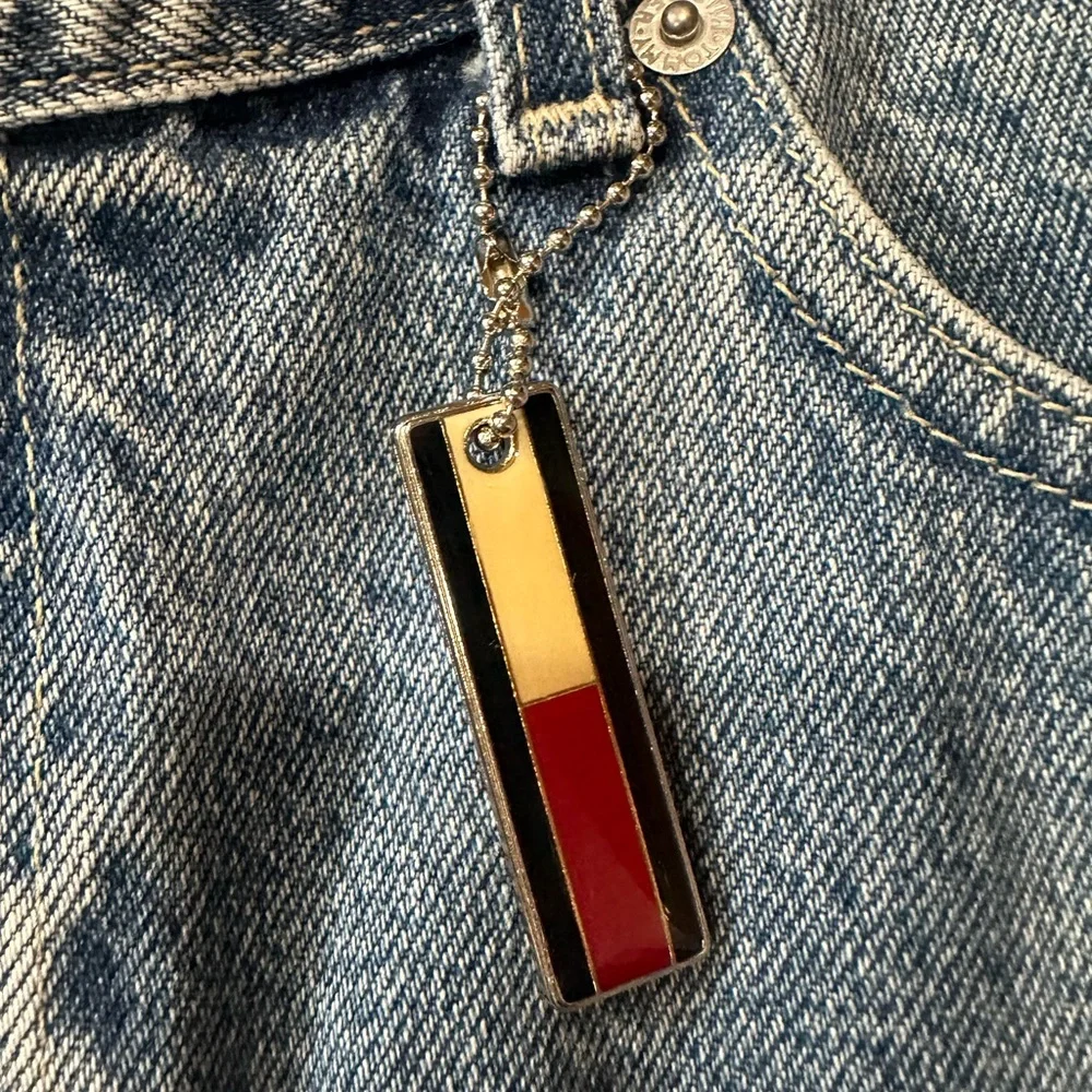 Vintage Y2K Tommy Hilfiger Blue Denim Mini Skirt - Picture 3 of 7